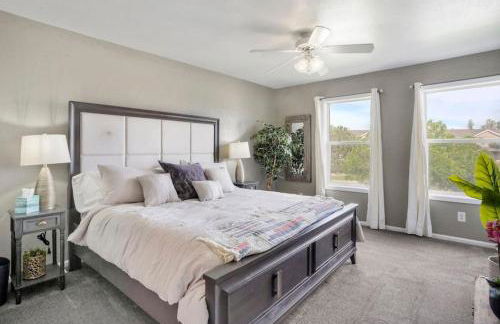 2 bed 2 and a half bath close to shopping restaurants and more - Foto 12