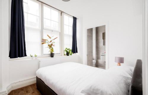 Serene One Bedroom Apartments Holborn, 10 Min Walk to Oxford Street - Photo 4