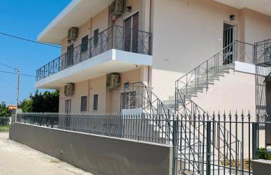 Koulouras Holiday Apartments - Photo 5