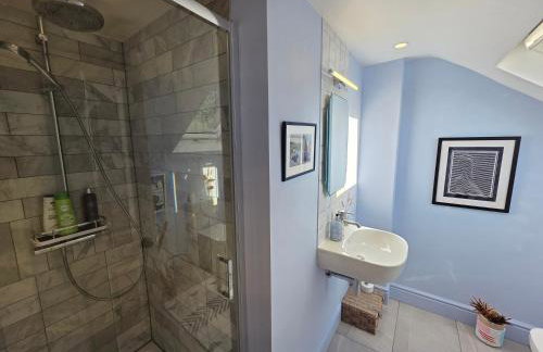 Modern 3BR Garden Home Leyton - Foto 45