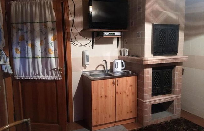 Valensija - Cute Cottage in big Yard - Photo 6