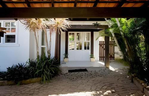 Maravillosa Casa con Piscina en Cond. - Foto 2