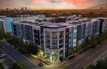 Chic 2BR w Pool Pet-Friendly Unit #14 - Foto 76