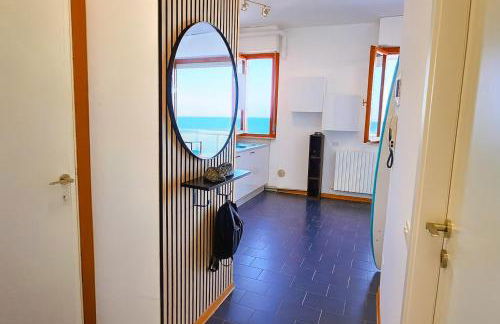 Terrazzo Panoramico Fronte Mare Zamponi - Foto 33