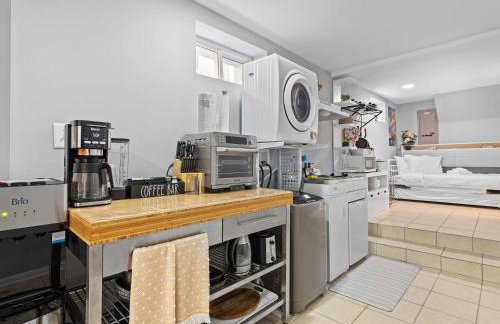 Sunny City Accommodations - Close to METRO and UMD - Foto 6