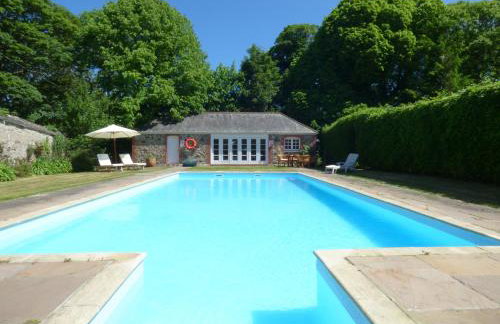 The Bullshed - Photo 11