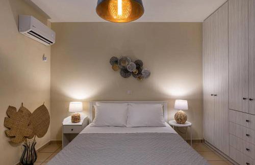 Stelios-Korina Villa with Pool and Stunning View in Syros Posidonia - Photo 53