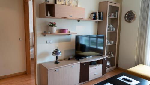 Acogedor Apartamento en Oviedo Frente al HUCA - Foto 3