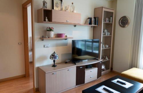 Acogedor Apartamento en Oviedo Frente al HUCA - Foto 3