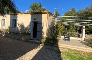 gite T2 au milieu de la nature - Foto 2