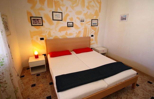 Cozy Holiday Home in Ricadi near Sea - Photo 3