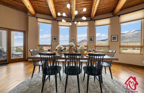 Elena's Sandia Sanctuary - An Irvie Home - Photo 8