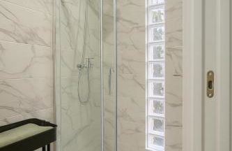 Hermoso Piso a 5 Minutos de la Estación De Bus y Tren María Zambrano - Foto 10