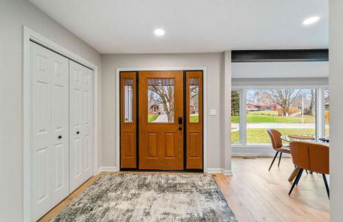 Spacious 5BR Family Home Near ISU & Attractions - Foto 6