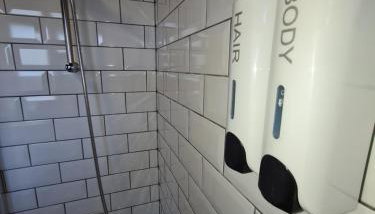 3 Bed House with Garage, NR BPW & Brecon Beacons National Park - Foto 2, Shower