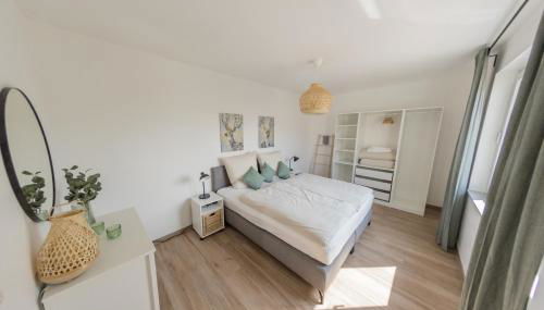 Luxus Apartment Bad Salzuflen mit eigenem Parkplatz und E-Ladestation - Foto 4