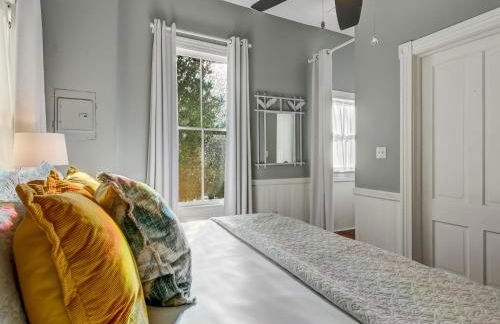 Cute Thomas Square Cottage Monthly Stays Heated Pool Access by Southern Belle Savannah 1388 - Foto 16