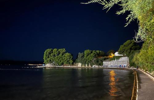 Meje seafront suite - Photo 46