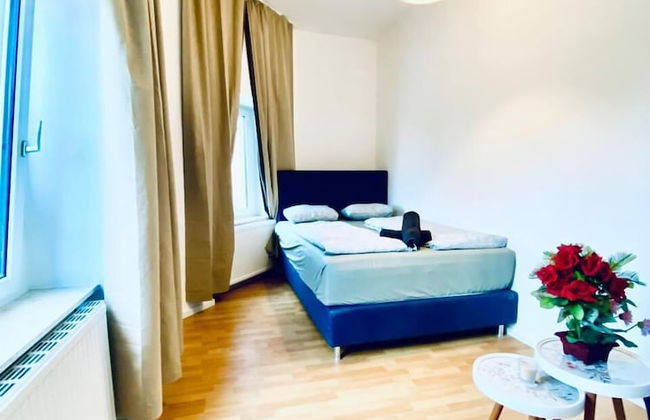 Spacious 4 BR Apt Perfect for Groups - Foto 38