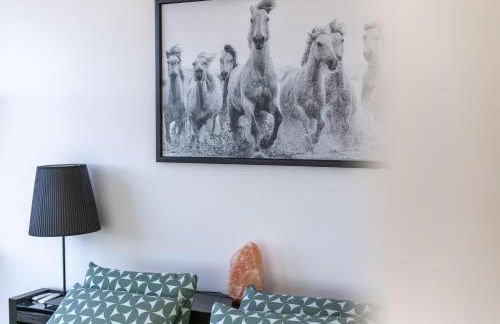 Penthouse Duplex with Epic Views - Photo 22