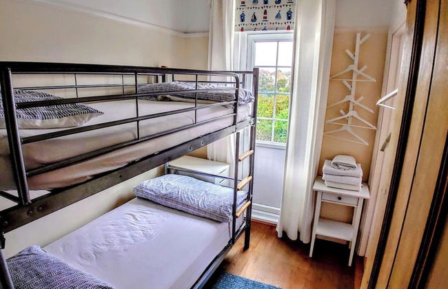 Gorgeous 4-bed House in Bexhill-on-sea, sea Views - Photo 5