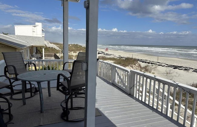 Ocean Front Beach Walking Distance To Flagler 4 Bedroom Home by RedAwning - Foto 29