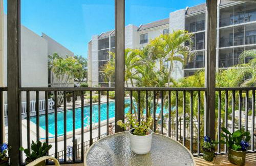 Two-Level, Heated Pool, Trolley to Beach & Village - Foto 3