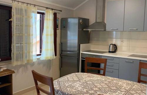 Apartments Nives - Three Bedroom Apartment with Terrace and Sea View - Foto 5