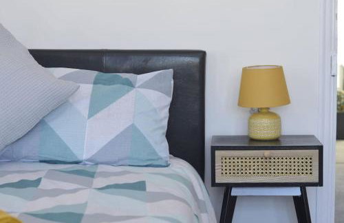 Beautiful large 3-bed coastal flat with parking. - Foto 25