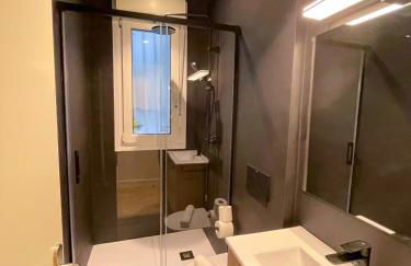 Vivienda Turística en Bilbao La Vieja con Wifi y Parking - Foto 12