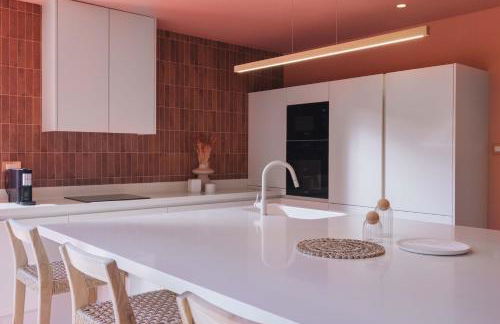 AKTI SEASIDE SUiTES - Photo 35