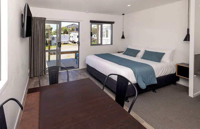 Napier Beach TOP 10 Holiday Park - Photo 16