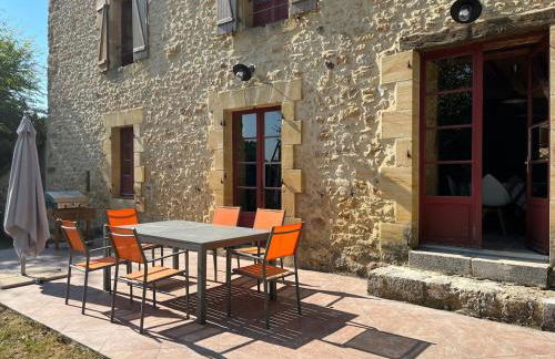 Gîtes OSTAL de Marcillac avec piscine - Le Pigeonnier - Foto 24