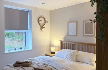 Market Town Hideaway - Photo 8