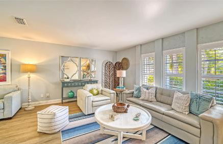 Casa Del Mar - Pet Friendly House on Siesta Key w/ Outdoor Patio & Private Screened-In Heated Pool! - Foto 10