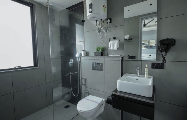 BedChambers Serviced Apartment, Golf Course, Gurgaon - Photo 33