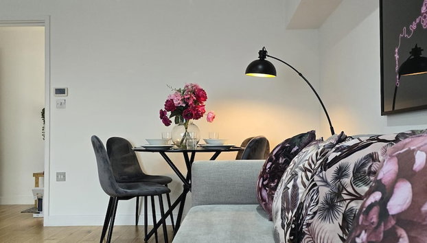 Property For Up To Six People In Greater London - Foto 3, Habitación