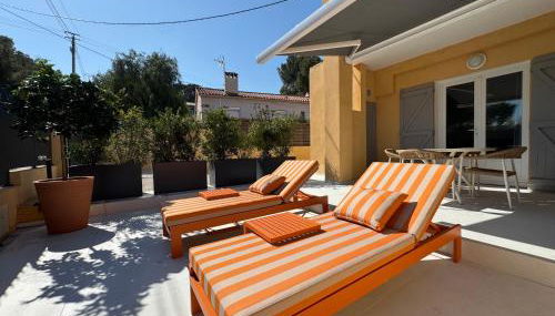 A 5 min à pied de la plage et 10 min du port, T2 vue mer avec vaste terrasse et parking privé - prestations haut de gamme - Foto 5, sunbed