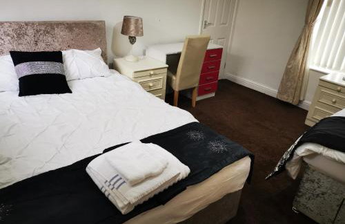 KNUTSFORD House Holidays - Foto 2