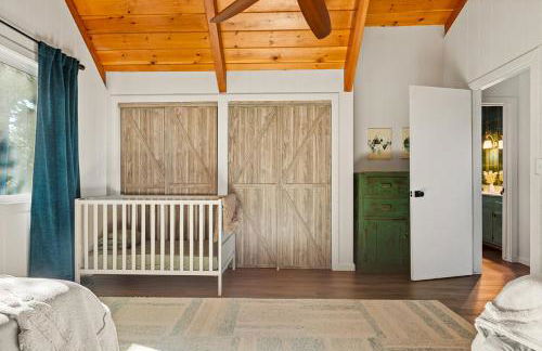 Romantic & Family Friendly Chalet In The Woods - Foto 17