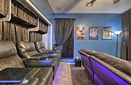 Family Gem in Phoenix with Saltwater Pool and Theater - Foto 20