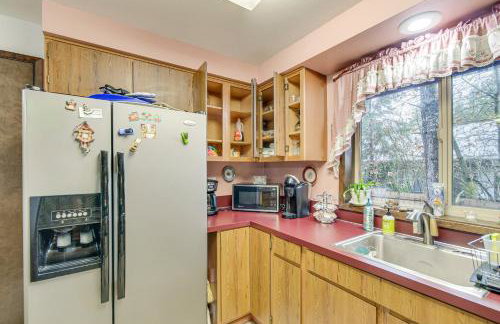 Cute Hoodsport Cottage Close to Lake Kokanee! - Foto 13