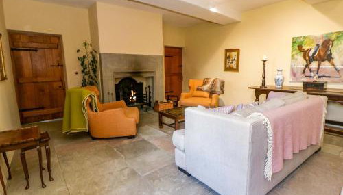 North Cottage - Photo 5