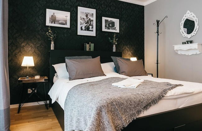 YoHome - Luxury Downtown Apartment - Photo 10