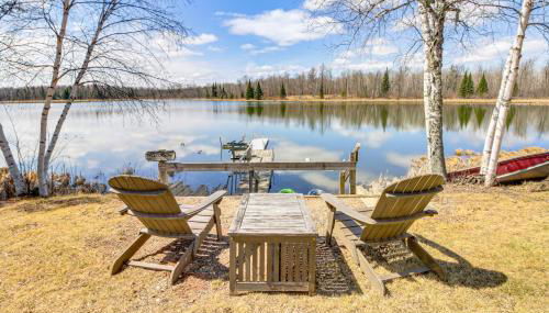 Tenstrike Lake House on 60 Acres Hike and Fish! - Foto 1