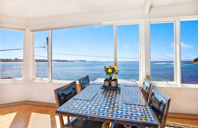 Beach House - Photo 1