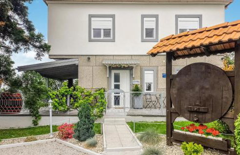 Lovely Home In Gornja Reka With Wifi - Foto 10