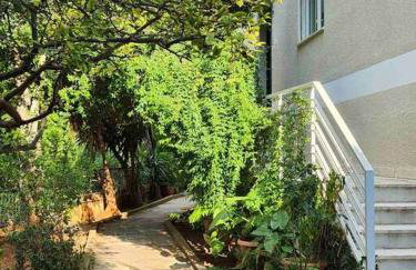 Vouliagmeni Thalassa Apartment - Photo 26