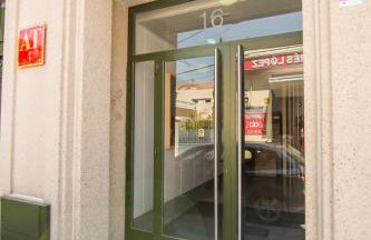 Apartamentos Plaza de Santiago - Estudios Turisticos - 1 LLAVE - Foto 8