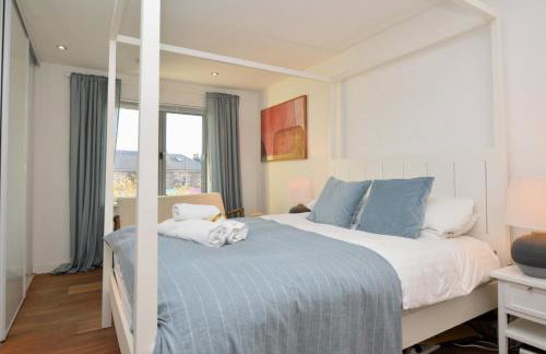 Old Fire Station - Foto 13